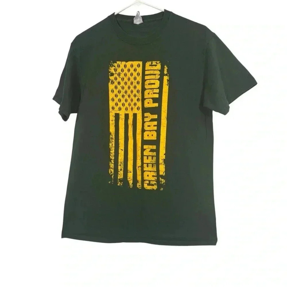 Green Bay Packers Proud Flag Green / Gold Cotton T-Shirt  Men Size M